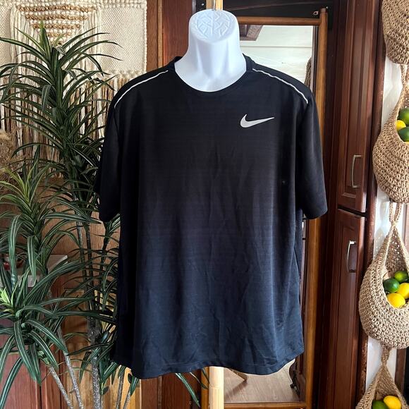 Nike Dri-FIT Mens XL Running Shirt Black Reflective Piping Athletic Workout Top - Picture 1 of 7
